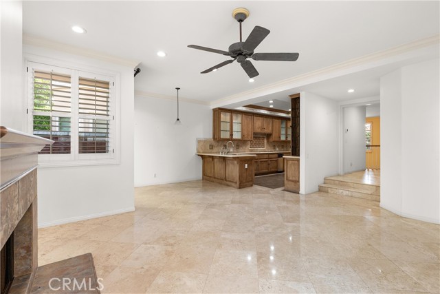 MLS #OC25200507 image #13