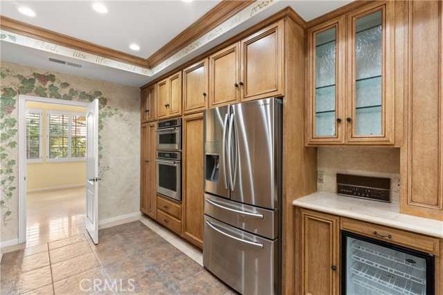 MLS #OC25200507 image #16