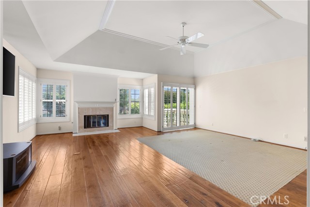 MLS #OC25200507 image #25