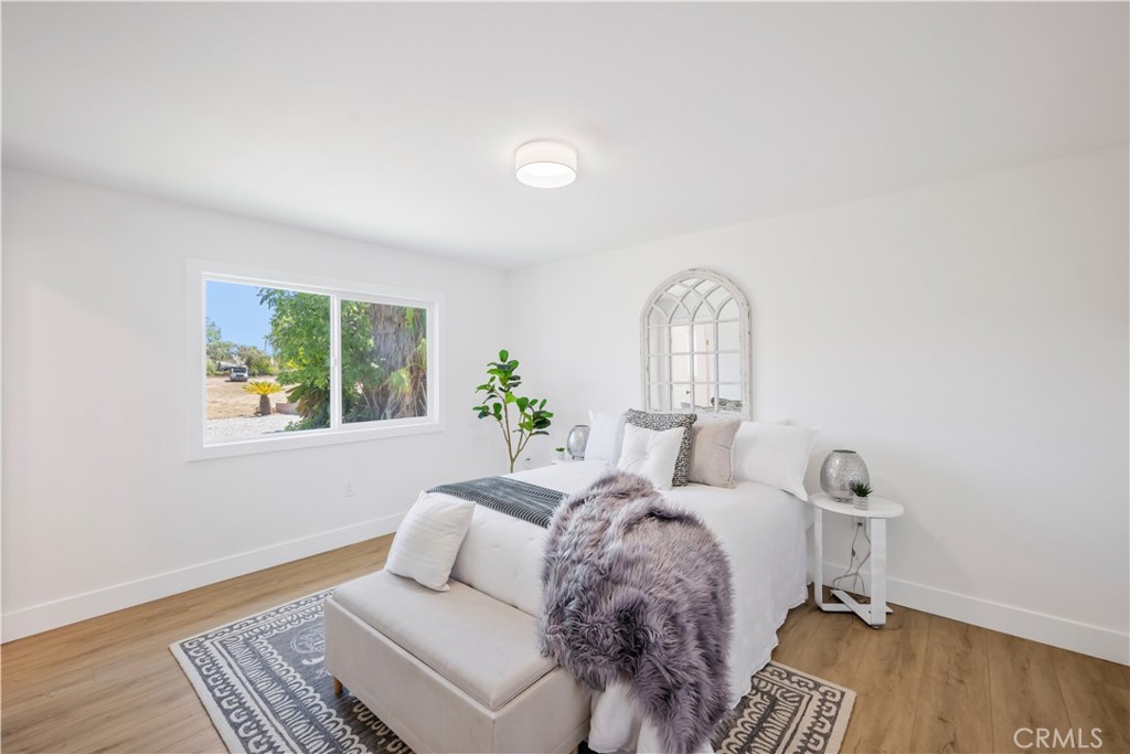 MLS #OC25200560 image #12