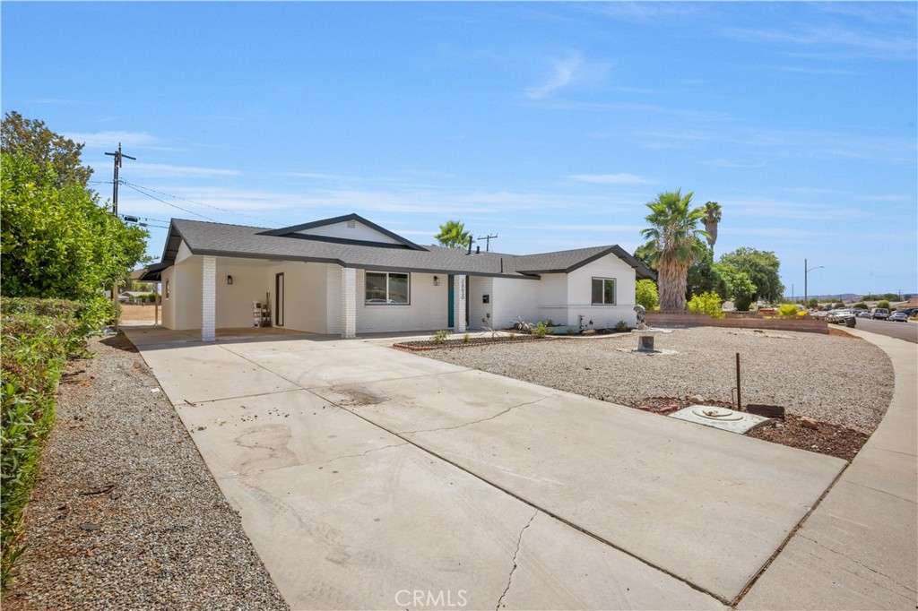 MLS #OC25200560 image #25