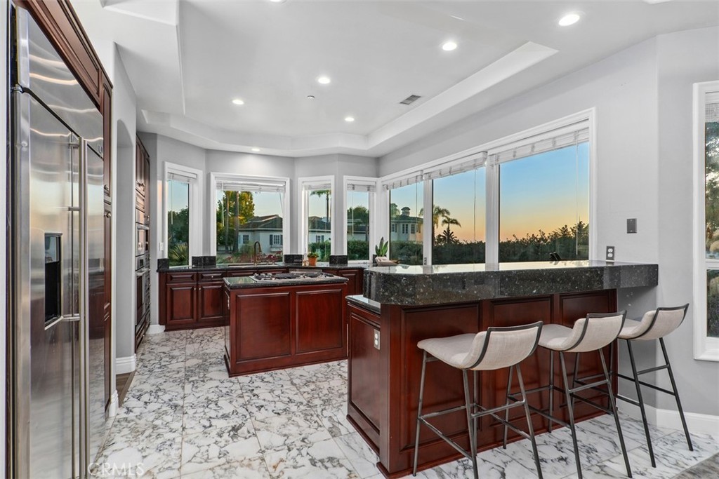 MLS #OC25200585 image #15