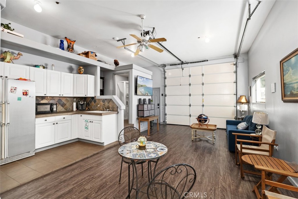 MLS #OC25200585 image #35