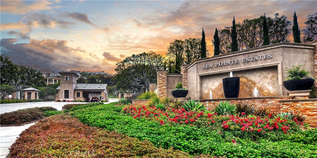 MLS #OC25200585 image #44