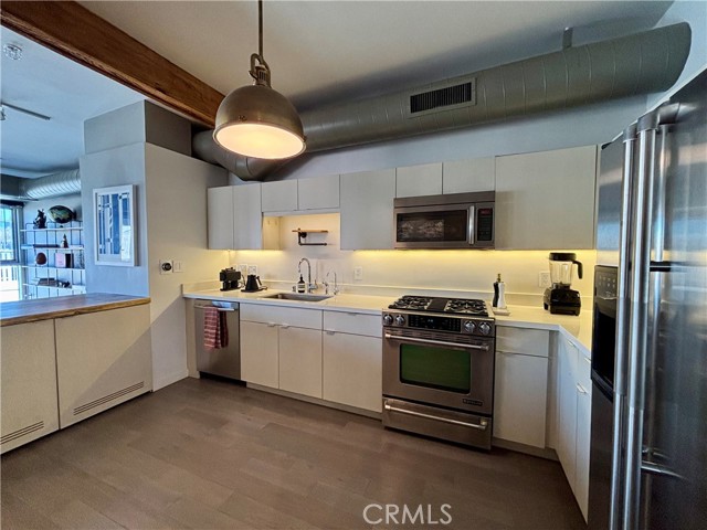 MLS #OC25200682 image #4