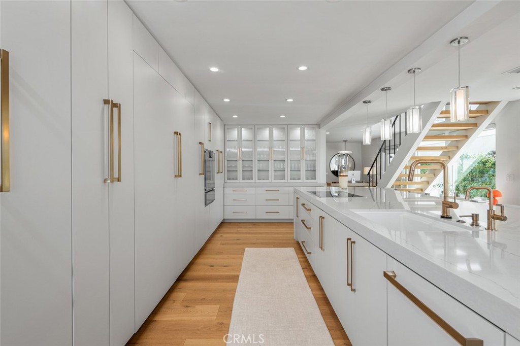 MLS #OC25200703 image #11