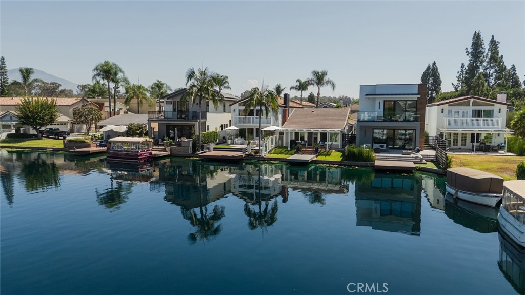 MLS #OC25200703 image #25