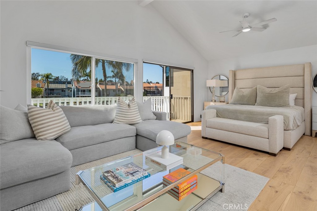 MLS #OC25200703 image #28