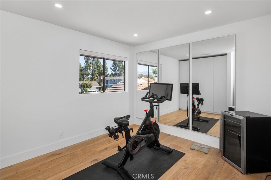 MLS #OC25200703 image #35