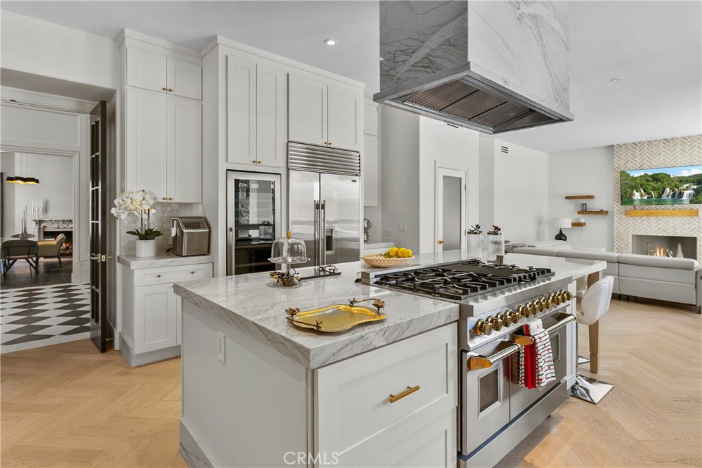 MLS #OC25200714 image #13