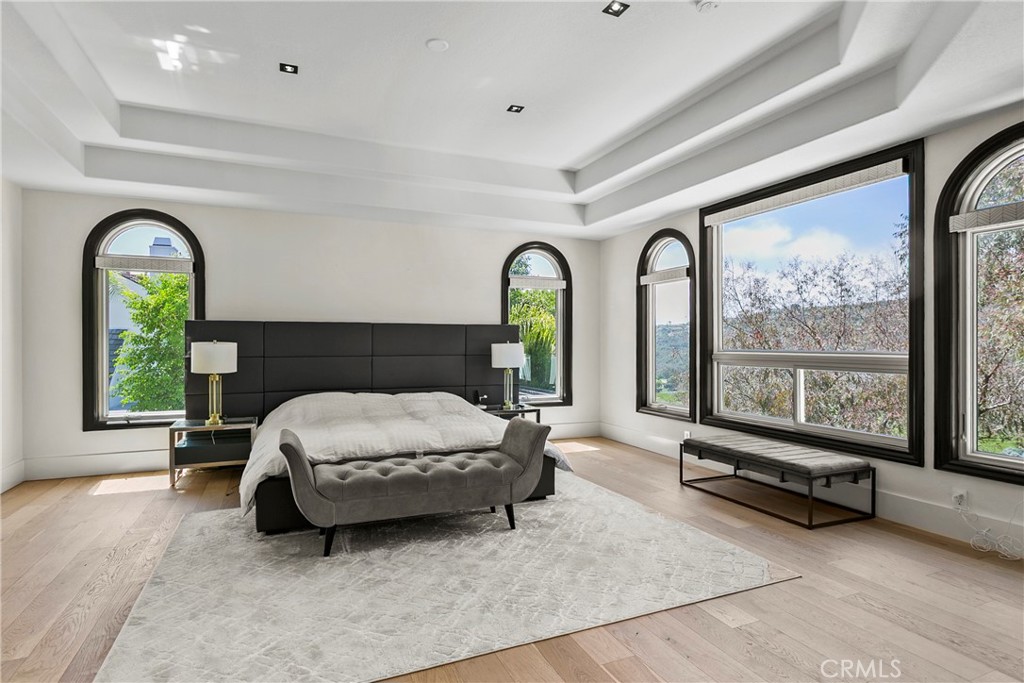 MLS #OC25200714 image #27