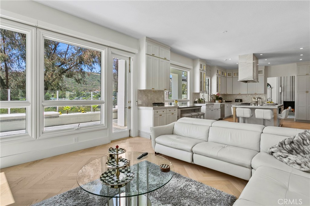 MLS #OC25200714 image #41