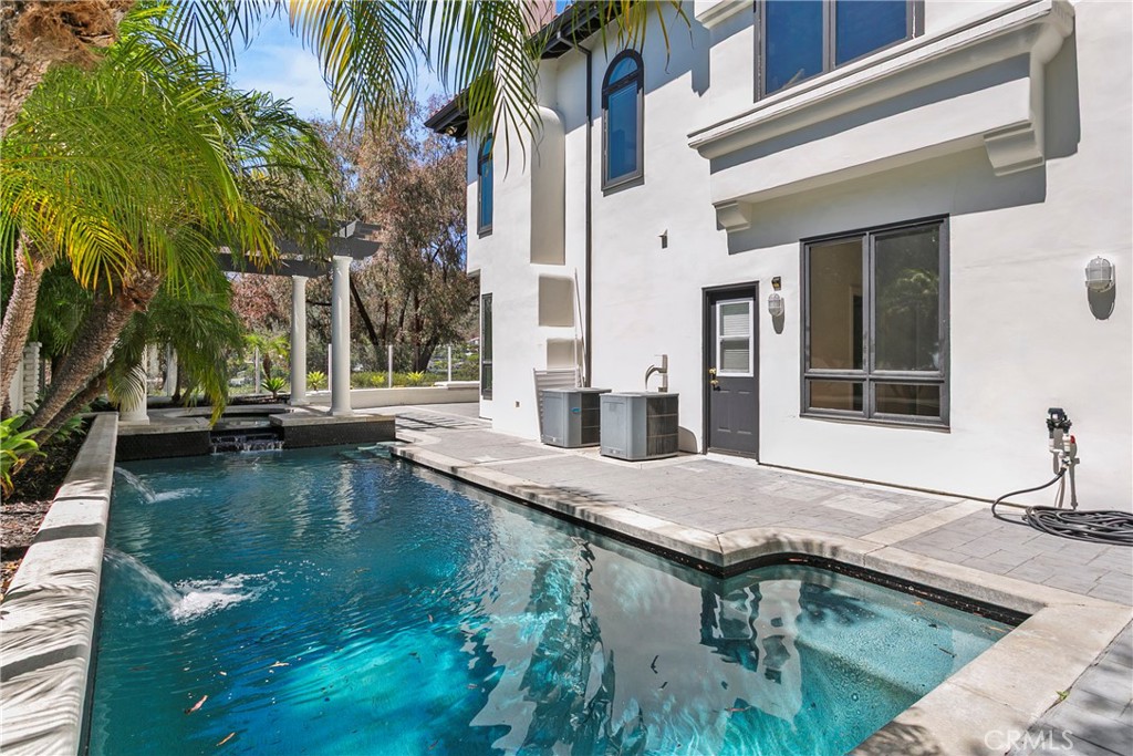 MLS #OC25200714 image #58