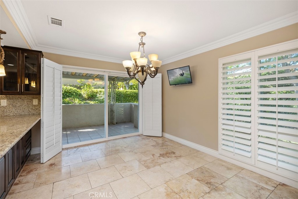 MLS #OC25200829 image #22