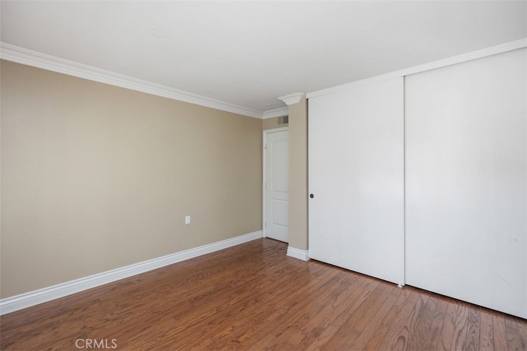 MLS #OC25200829 image #26