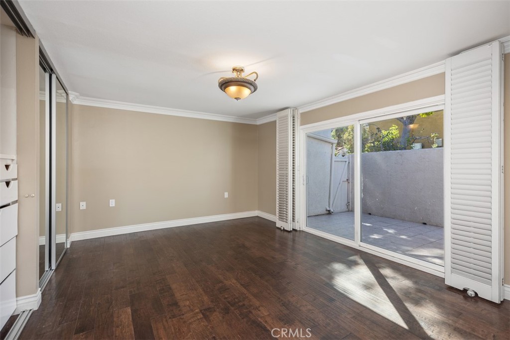 MLS #OC25200829 image #28