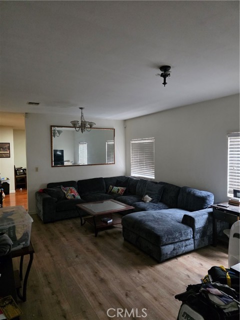 MLS #OC25200975 image #14