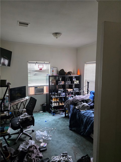 MLS #OC25200975 image #16