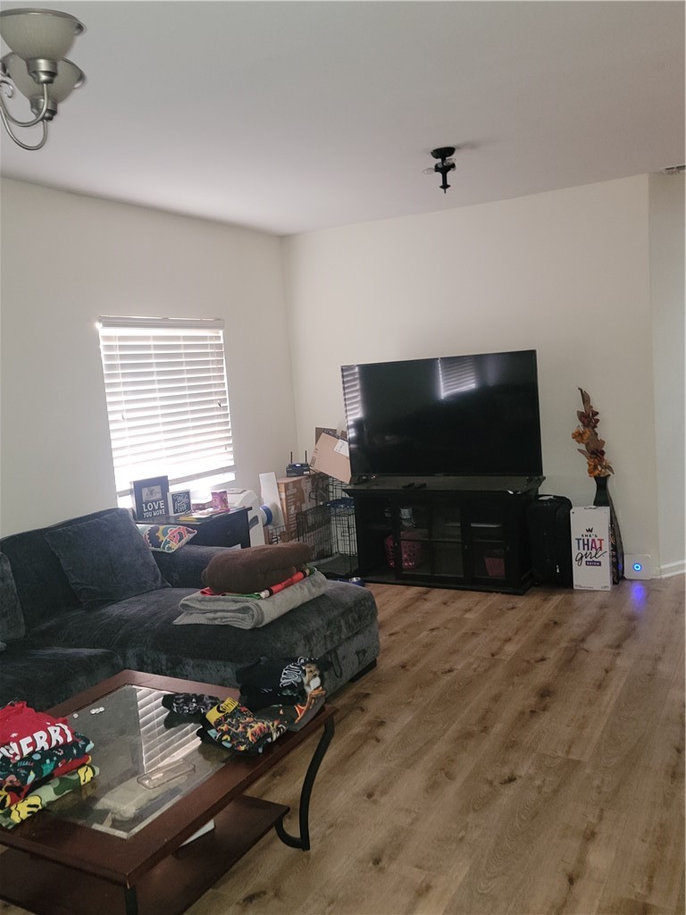 MLS #OC25200975 image #7