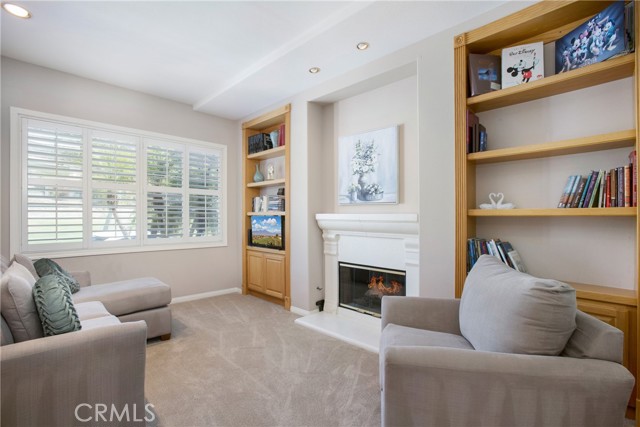 MLS #OC25200986 image #13