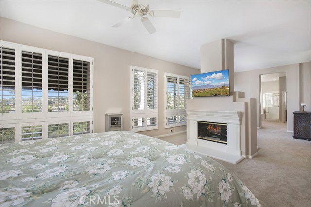 MLS #OC25200986 image #20