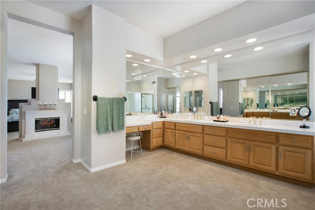 MLS #OC25200986 image #23