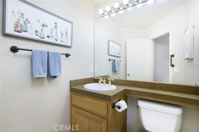 MLS #OC25200986 image #36