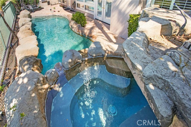 MLS #OC25200986 image #42