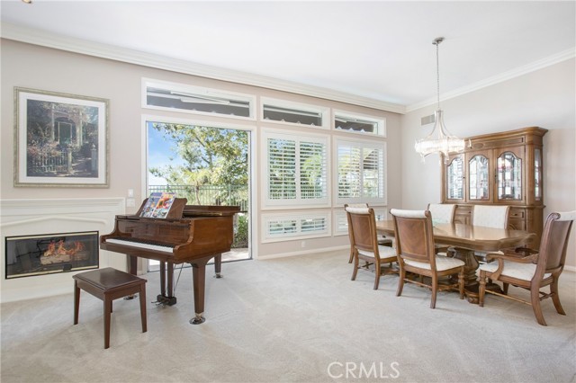 MLS #OC25200986 image #6