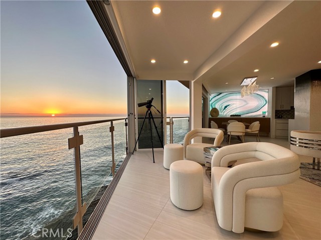 MLS #OC25201039 image #2