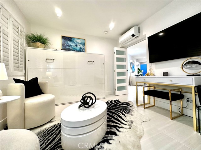 MLS #OC25201039 image #20