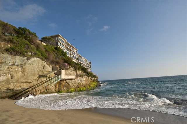 MLS #OC25201039 image #36