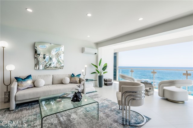 MLS #OC25201039 image #6