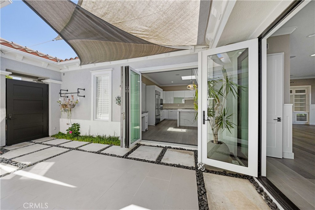 MLS #OC25201046 image #10