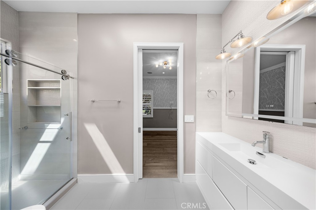 MLS #OC25201046 image #25