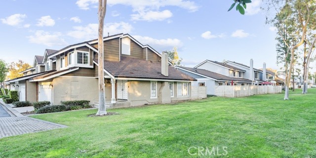 MLS #OC25201075 image #1