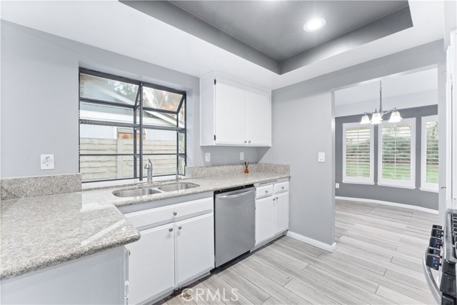 MLS #OC25201075 image #9