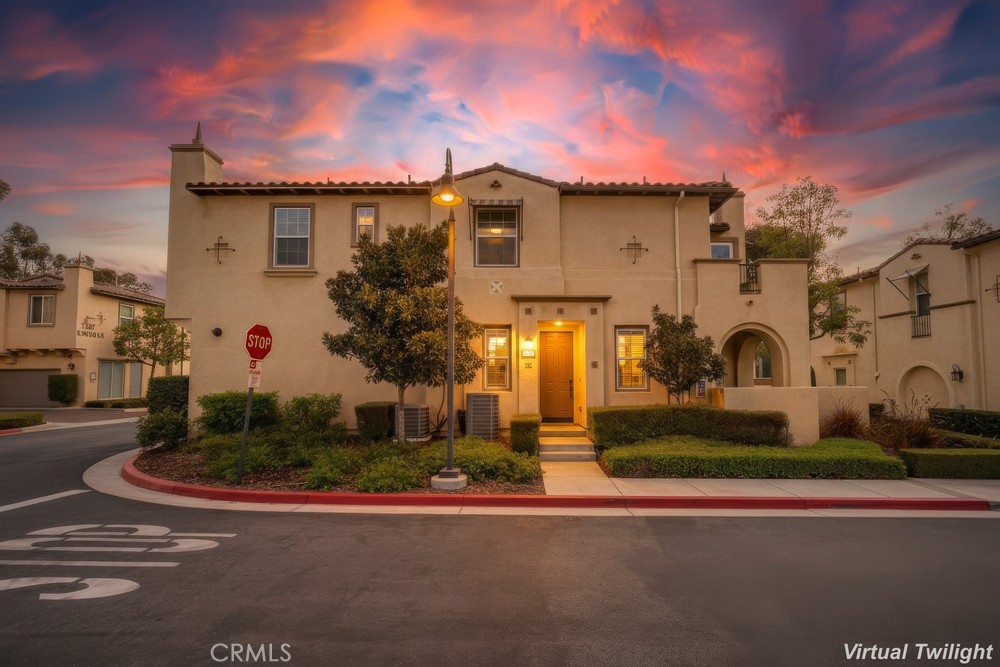 MLS #OC25201107 image #37