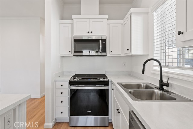 MLS #OC25201184 image #17