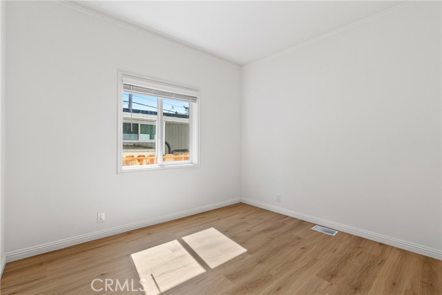 MLS #OC25201184 image #22