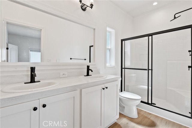 MLS #OC25201184 image #29