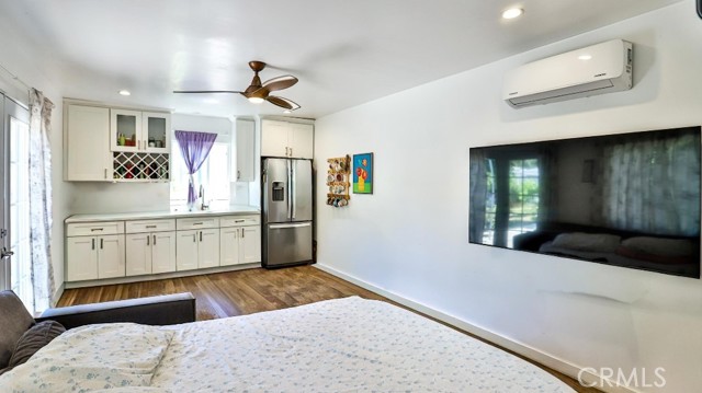 MLS #OC25201199 image #14