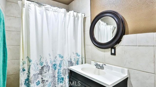 MLS #OC25201199 image #9