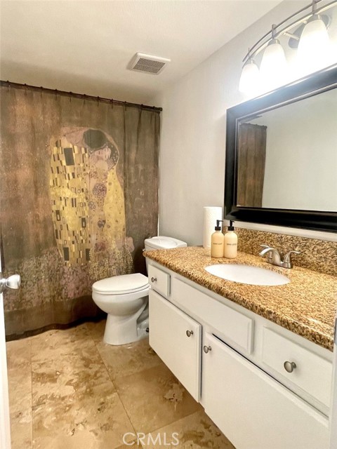 MLS #OC25201280 image #18