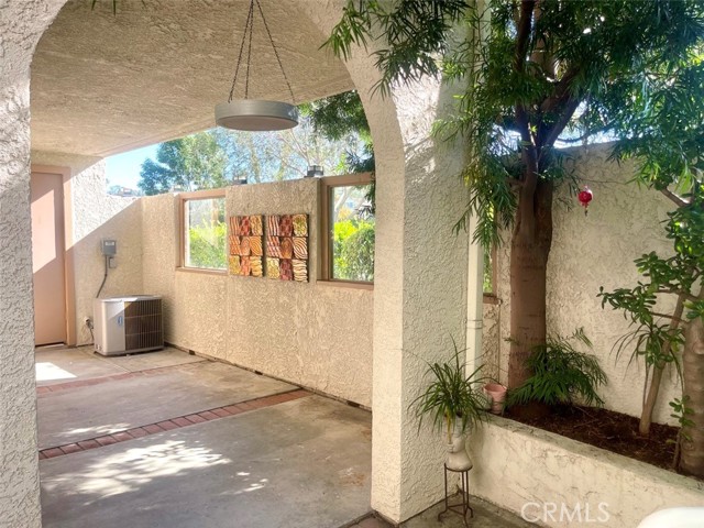 MLS #OC25201280 image #25