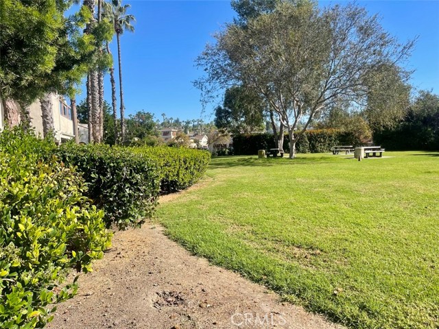 MLS #OC25201280 image #26