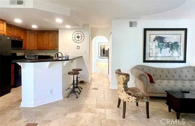 MLS #OC25201280 image #3