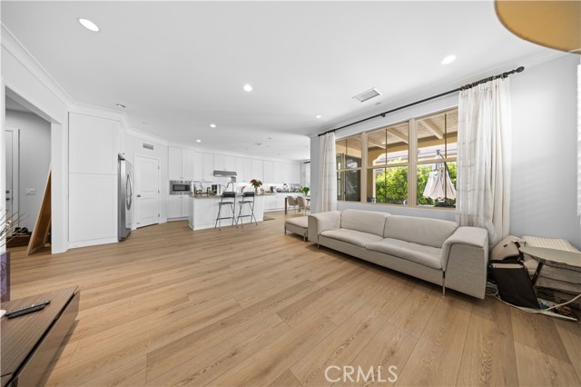 MLS #OC25201288 image #11