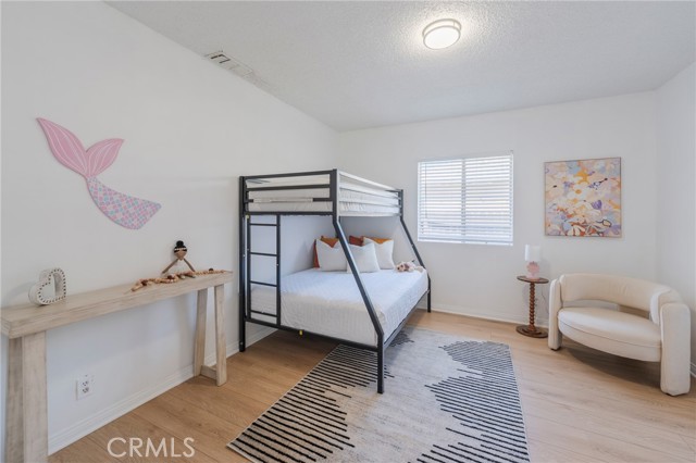 MLS #OC25201309 image #5