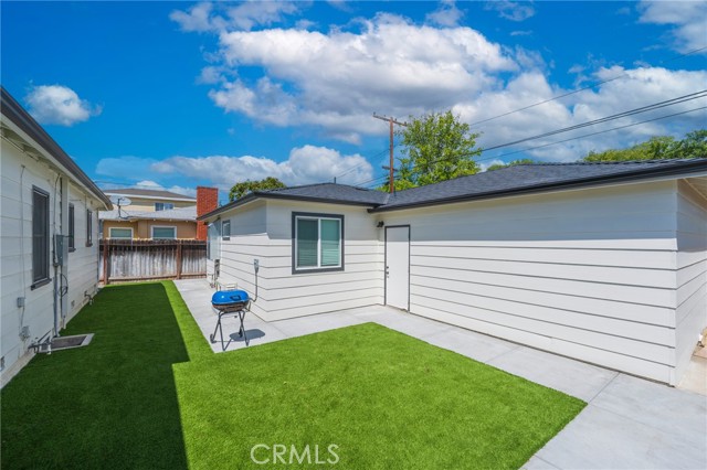 MLS #OC25201309 image #9